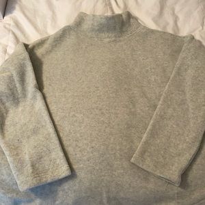 Grey fleece Vineyard Vines pull over